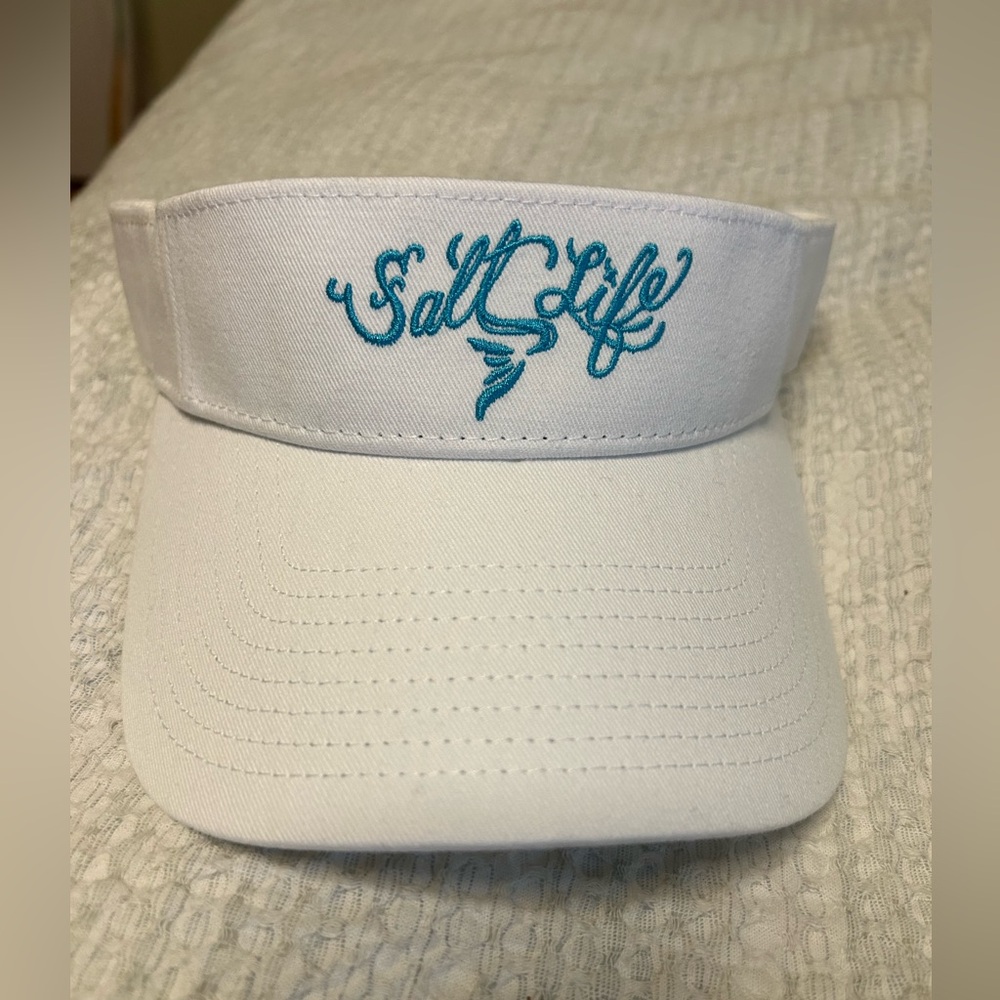 Salt Life NWT Women’s Visor  Size O White Turquoise Adjustable